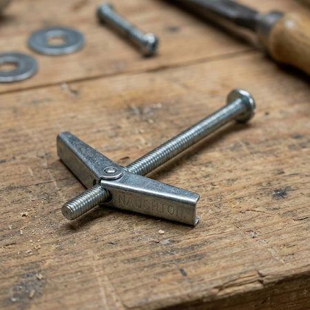 Spring Toggle Plasterboard Fixings M5 x 50mm (100 Pack)